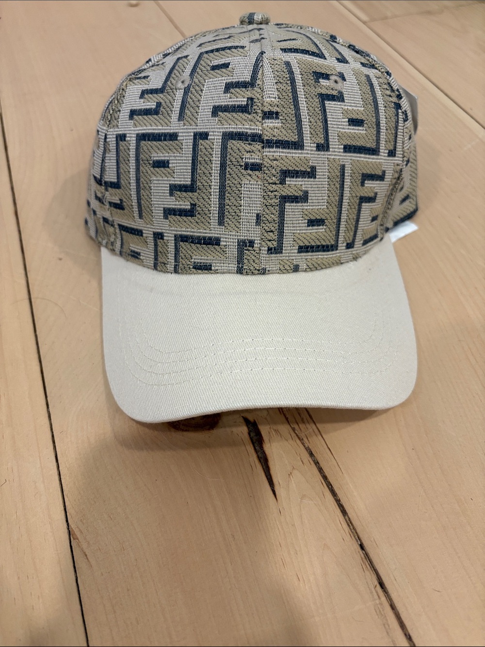 Fashion tan "F" hat